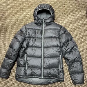 Mountain Hardwear 650 Down Jacket Large